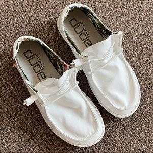Hey dude women’s size 7